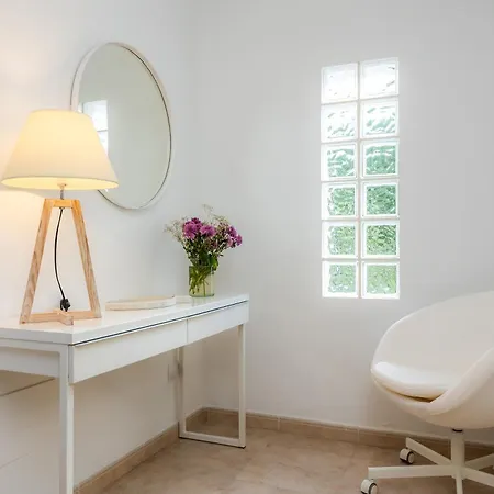 펜션 Es Claper 칼라 라트자다