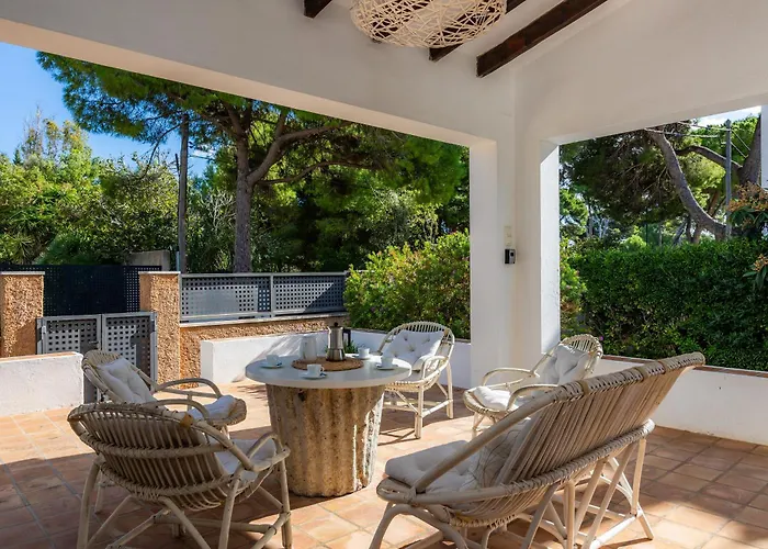 Es Claper Nyaraló *